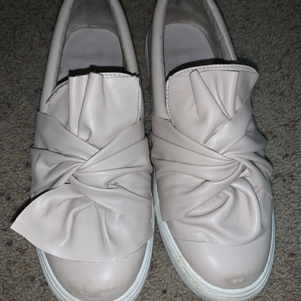 MIA Sneakers